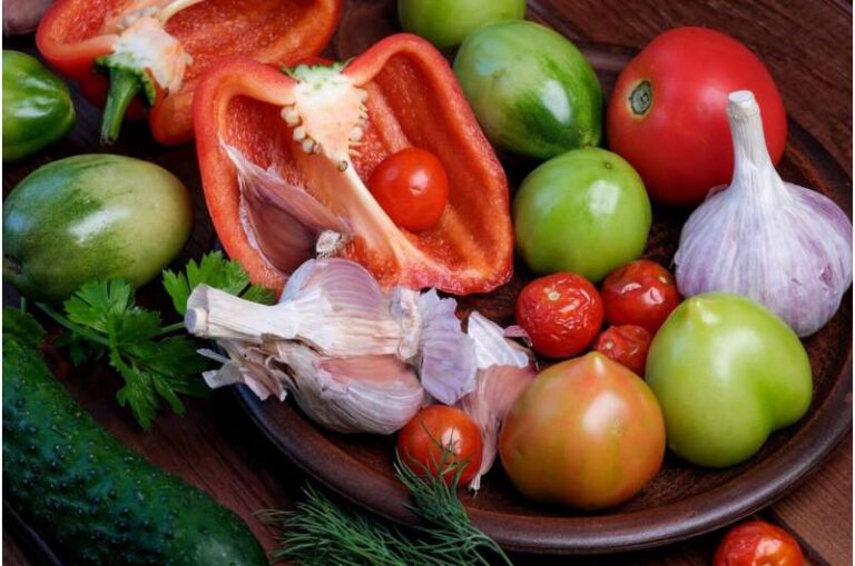 Dieta e pasur me fruta dhe perime lidhet me shëndet mendor më të mirë