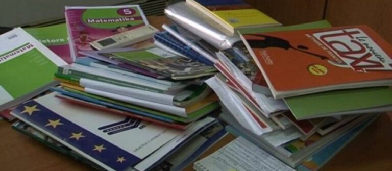 Ekzekutohen pagesat e para për aplikuesit për tekstet shkollore