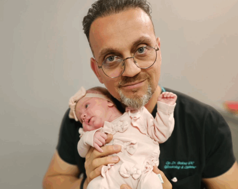 Gjinekologu Goksu Goç: Paracetamoli gjatë shtatzënisë nuk lidhet me autizëm