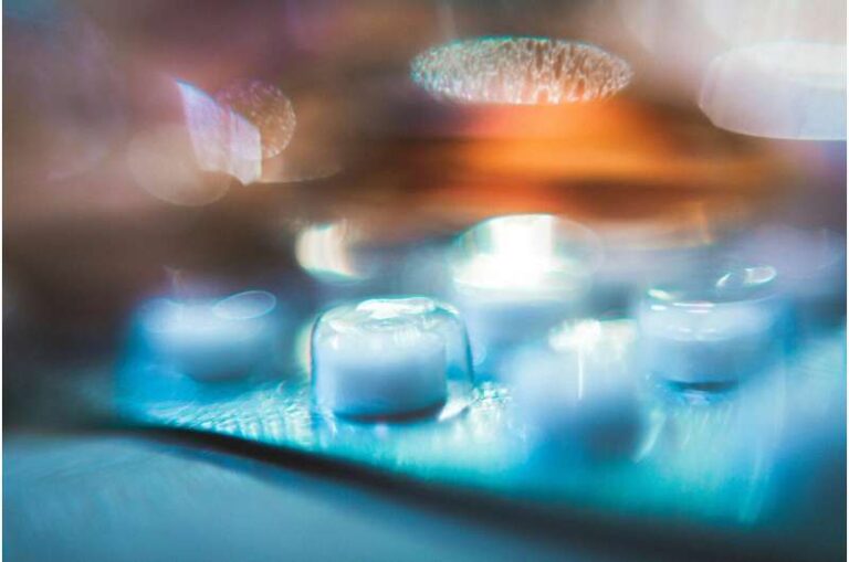 Studim: Një antibiotik i zakonshëm mund të ulë rrezikun e shizofrenisë tek adoleshentët