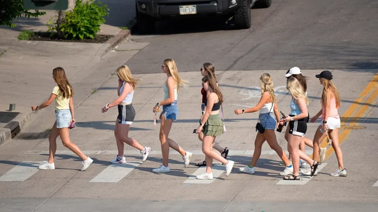 Studim: Vajzat adoleshente me cikle të rënda dhe dieta bimore rrezikohen 14 herë më shumë nga anemia