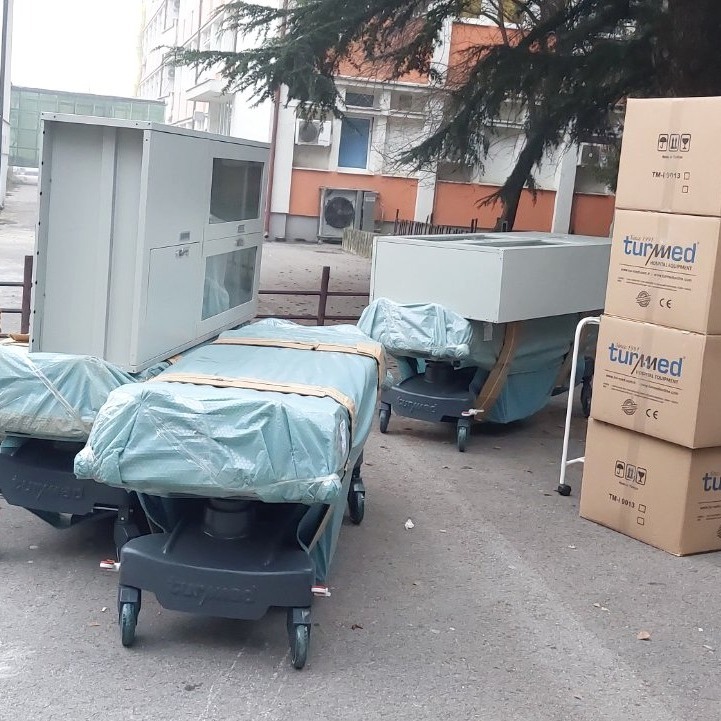 Spitali i Përgjithshëm në Pejë pajiset me pajisje të reja mjekësore