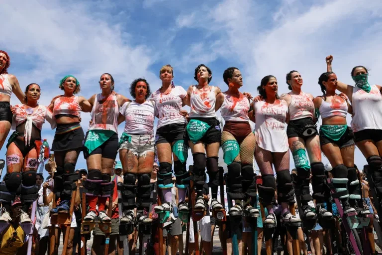 Protestë masive në Brazil kundër femicidit dhe dhunës gjinore