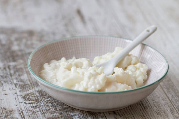 A është më mirë të pini kefir para gjumit? Ja çfarë thonë ekspertët