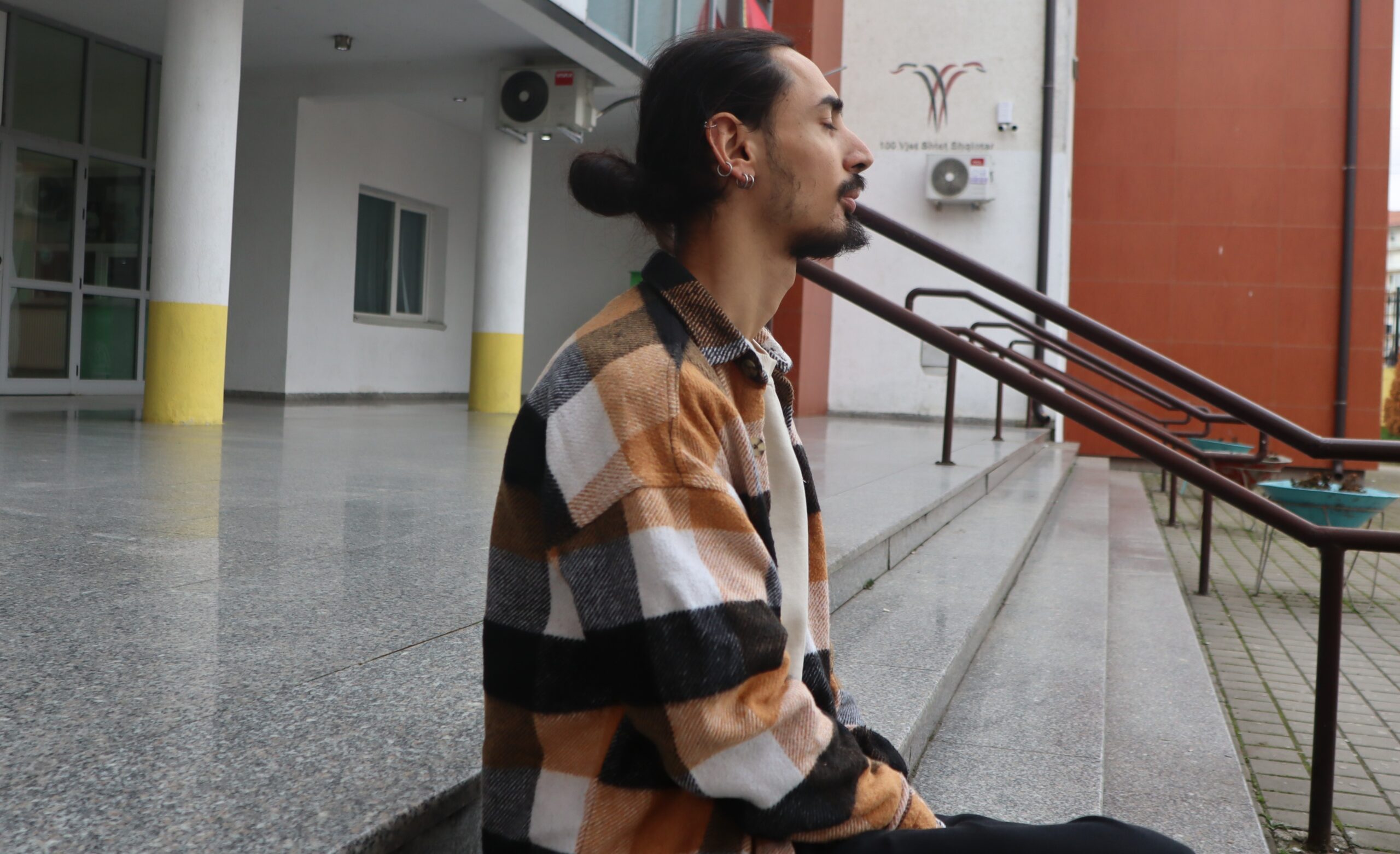 Visar Kukaqi