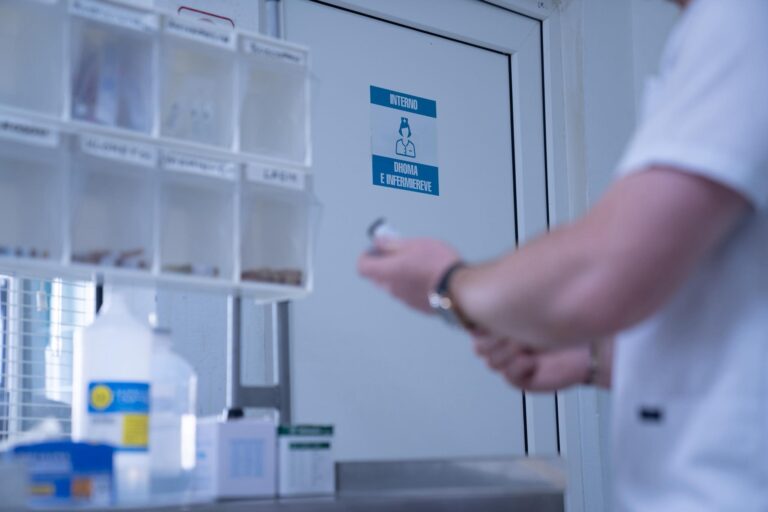 Mbi 1700 pacientë të trajtuar në Repartin e Internos të Spitalit të Gjakovës gjatë vitit 2025