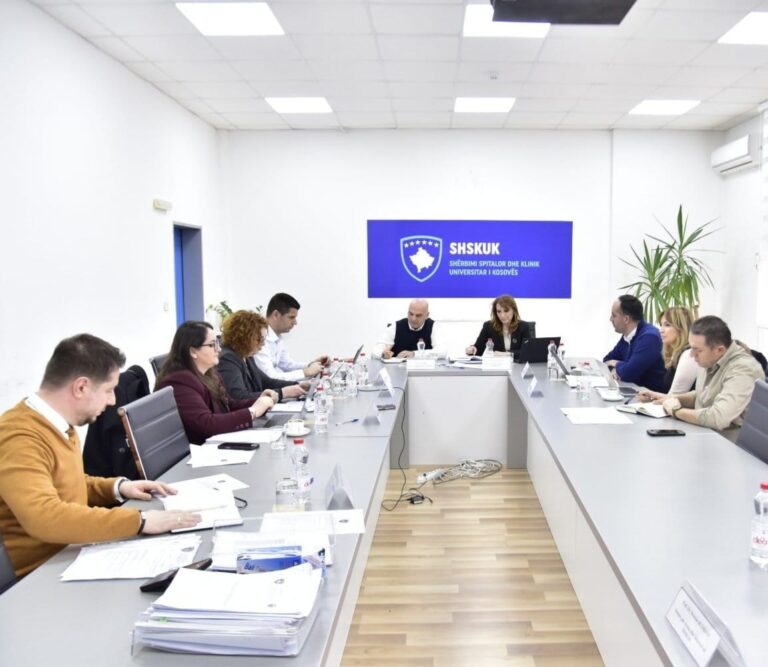 Bordi i SHSKUK-së kërkon raport me shkrim për performancën e anesteziologëve