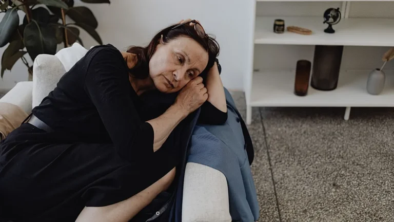 Studim: Shumë gra nuk e dinë se menopauza mund të ndikojë në shëndetin mendor