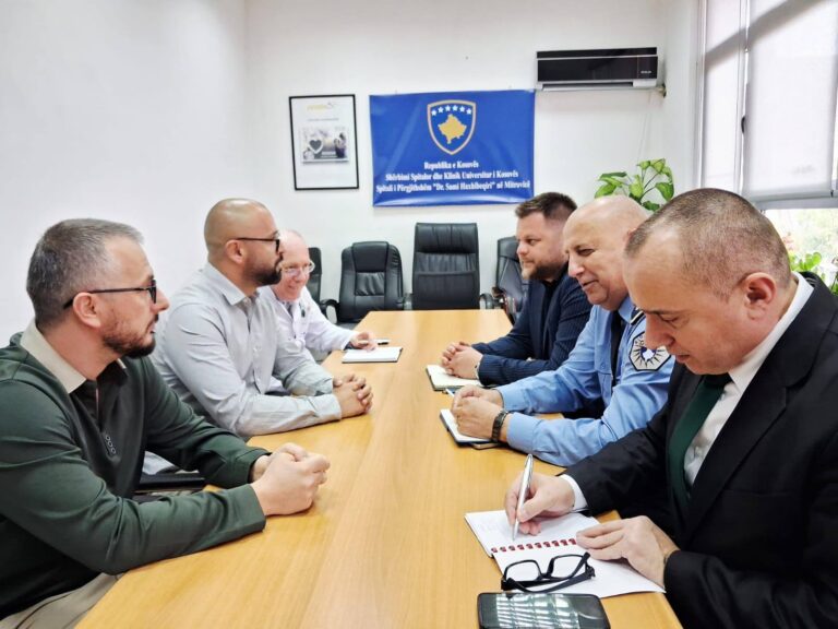 Spitali i Mitrovicës dhe institucionet lokale forcojnë koordinimin për trajtimin e rasteve me çrregullime mendore