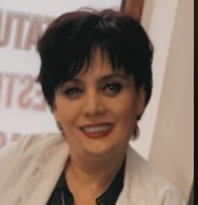 Mjeku i Javës: Dr. Leonora Hamiti – Blakqori biokimiste flet për rëndësinë e analizave laboratorike në zbulimin e hershëm të sëmundjeve