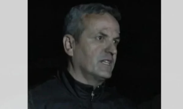 “Flakët nisën në një biznes në katin e parë”, zjarri në pallatin në Tiranë, drejtori i zjarrfikësve të Tiranës: Fasada ndikoi në përhapjen e vatrës