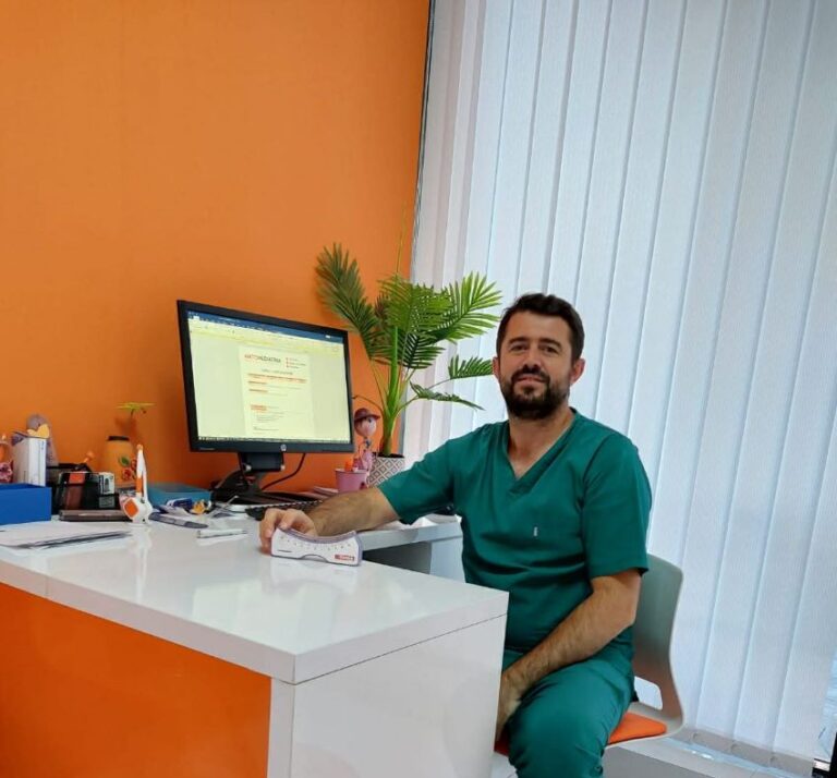 Mjeku i Javës: Pse po na dhembin gjunjët edhe në moshë të re? Flet ortopedi Dr. Artan Bejta