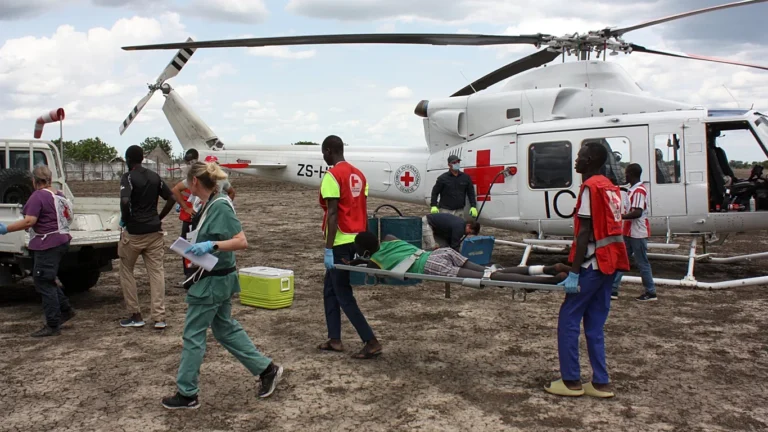 Organizatat humanitare: Po përkeqësohen sulmet ndaj kujdesit shëndetësor në zonat e luftës