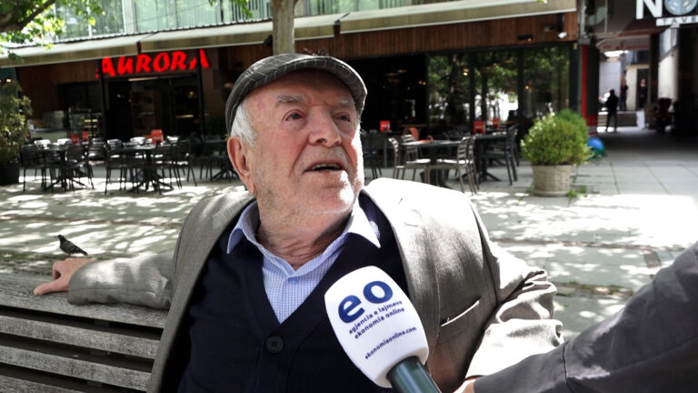 Qytetarët për shtesat prej 100 eurosh: Po përdoren për fushatë para zgjedhjeve dhe Bajramit