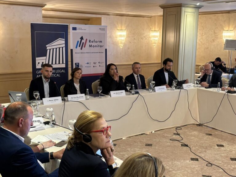 GLPS: Kosova rrezikon t’i humbasë fondet e planit të rritjes për shkak të mosfunksionimit të institucioneve