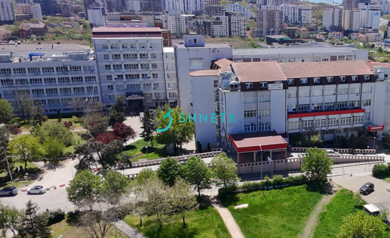 Drejtorët e klinikave ende nuk janë zgjedhur, pritet publikimi i rezultateve të testit me shkrim