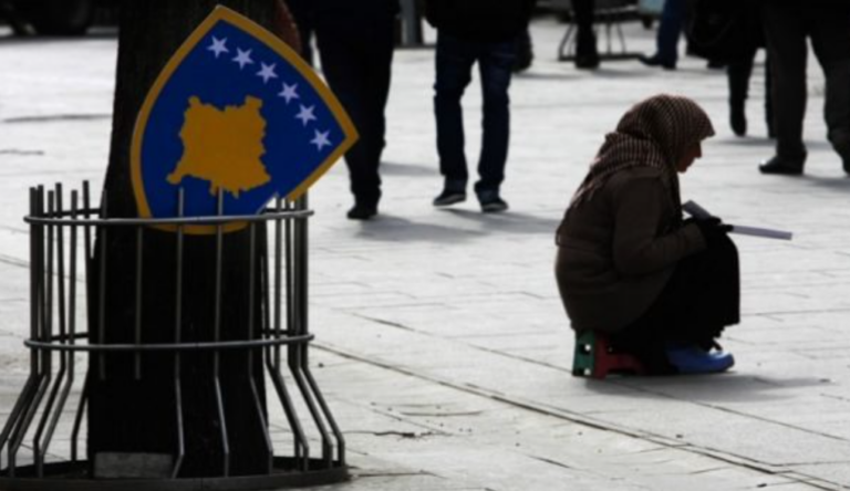 Më shumë njerëz jashtë tregut sesa të punësuar: Raporti i zymtë i fuqisë punëtore në Kosovë